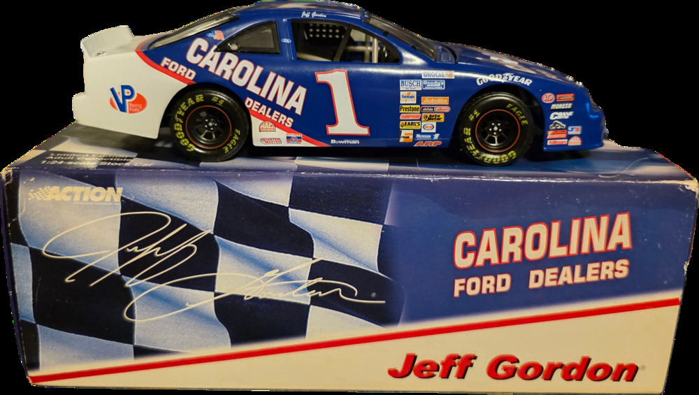 Jeff Gordon #1 Carolina Ford Dealers 1991 Ford Action 1:24 Diecast Blue LE